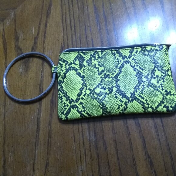Handbags - Ring holder, small  wristlet purse ( green)